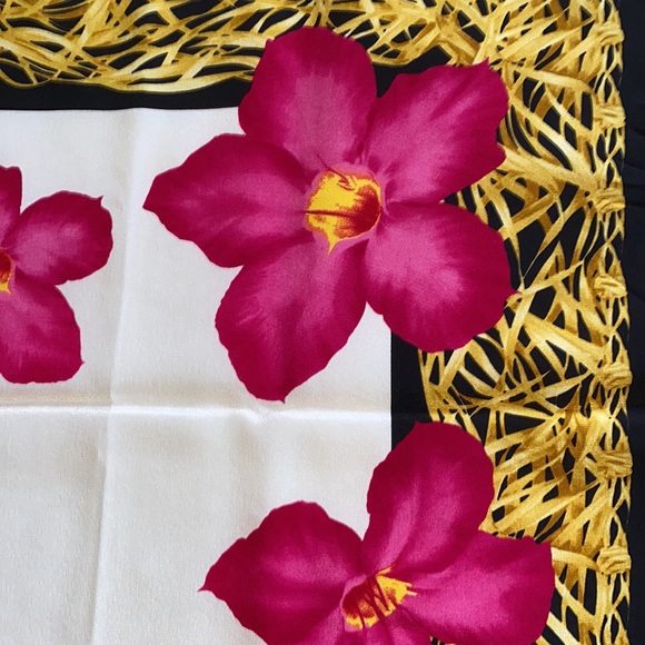 Escada Silk Scarf - Picture 4 of 4